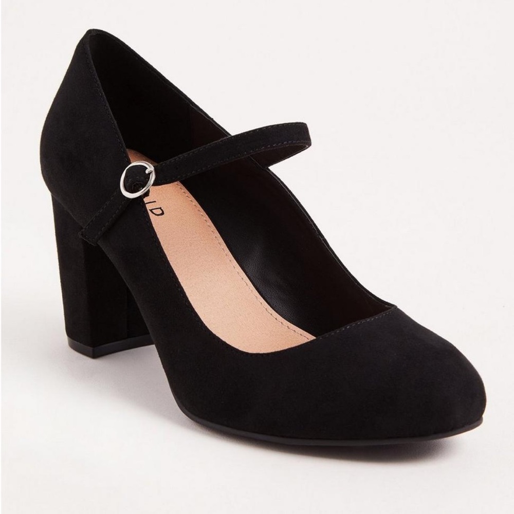 Mary Jane WW Black Heel Pumps with Strap